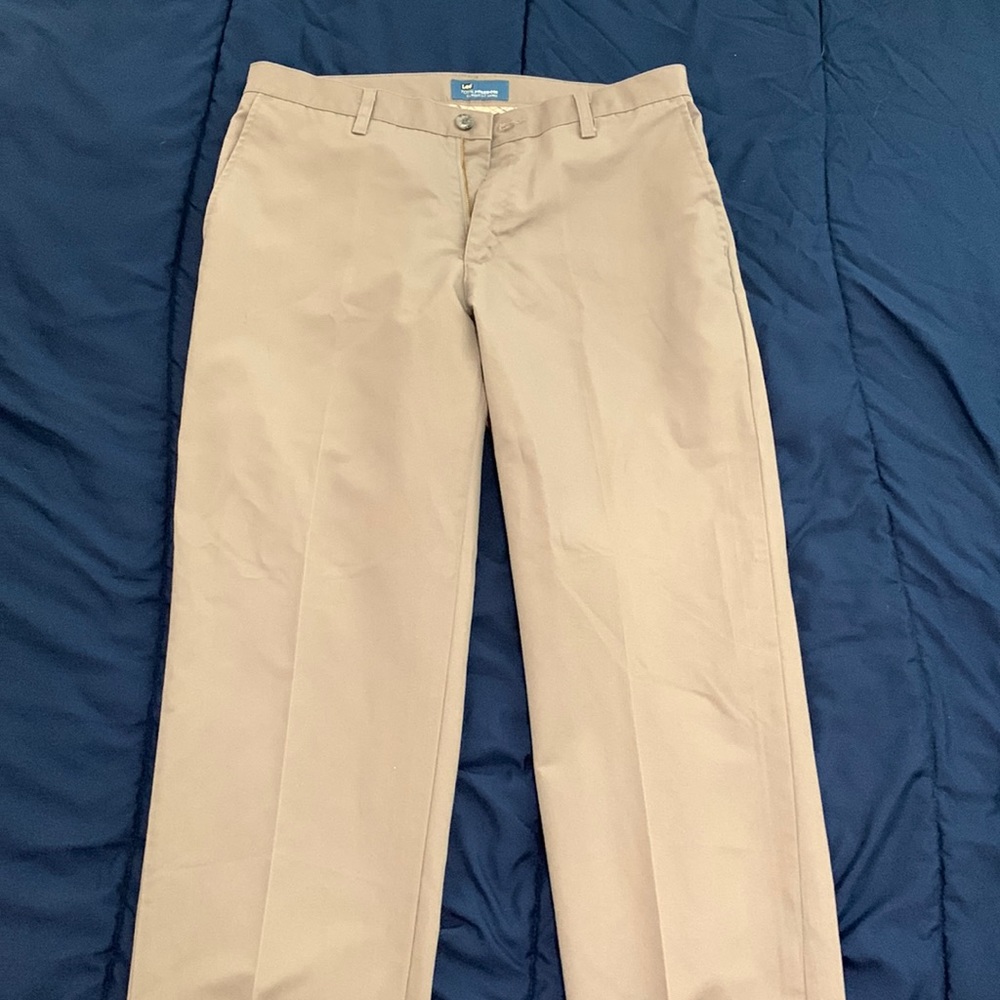 Men’s Lee Total Freedom Classic Fit Khaki